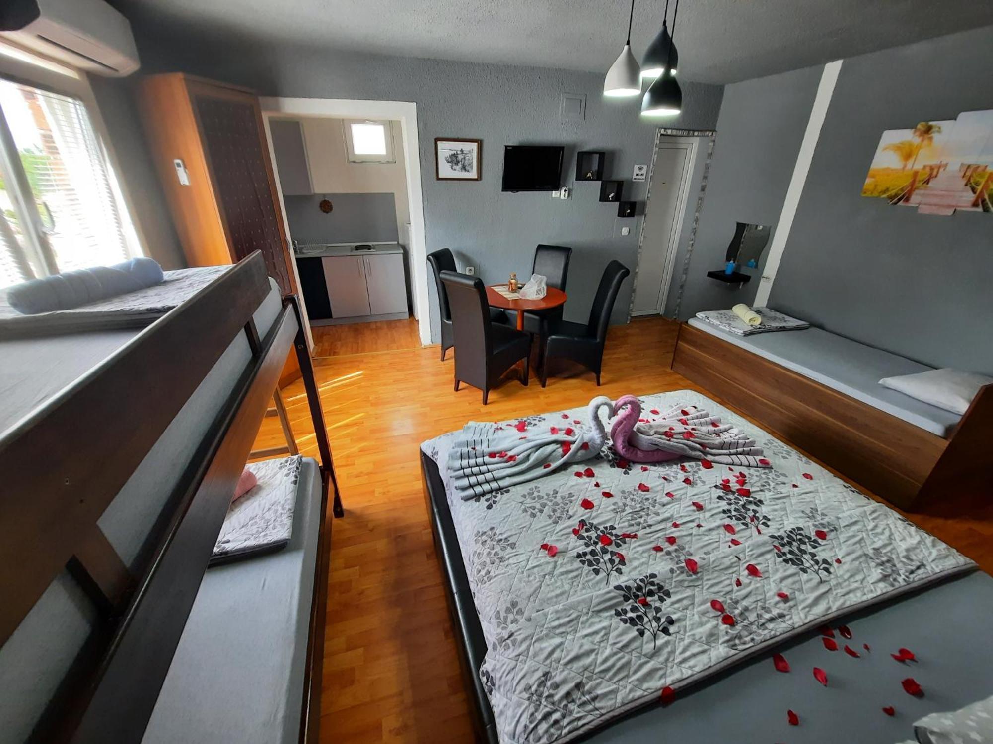Apartment Jonoski Ochrid Pokoj fotografie