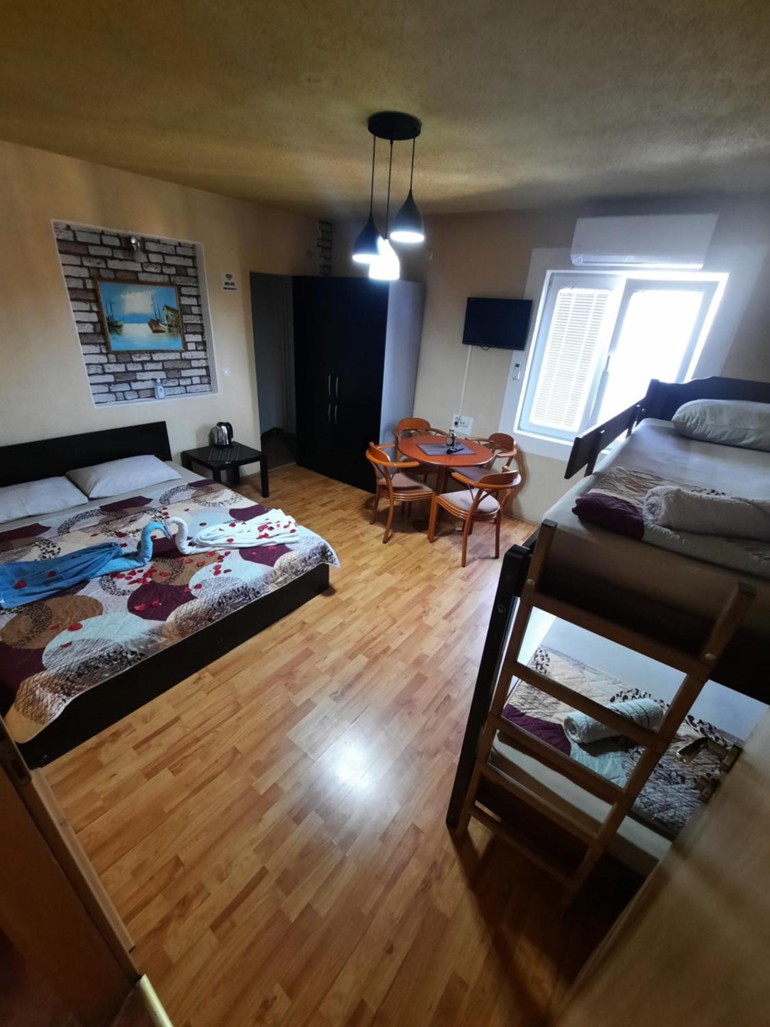 Apartment Jonoski Ochrid Pokoj fotografie